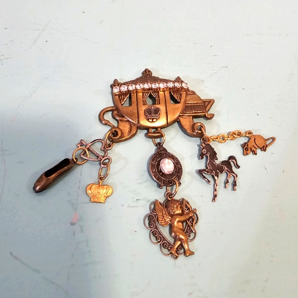 Vintage 1960's Cinderella Carriage pin
